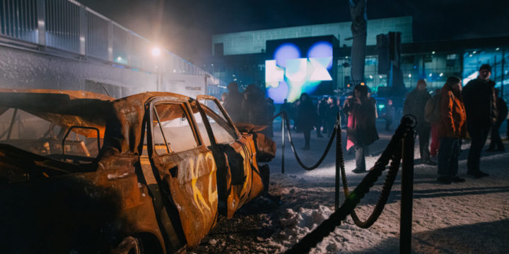 Ljuskonsten skapade glädje, berörde och lockade stora skaror ut på stan på Lux Helsinki