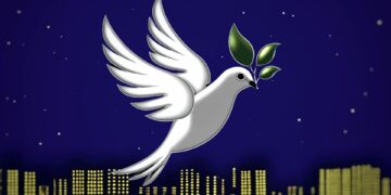 Lux Helsinki kicks off today – doves of peace illuminate City Hall